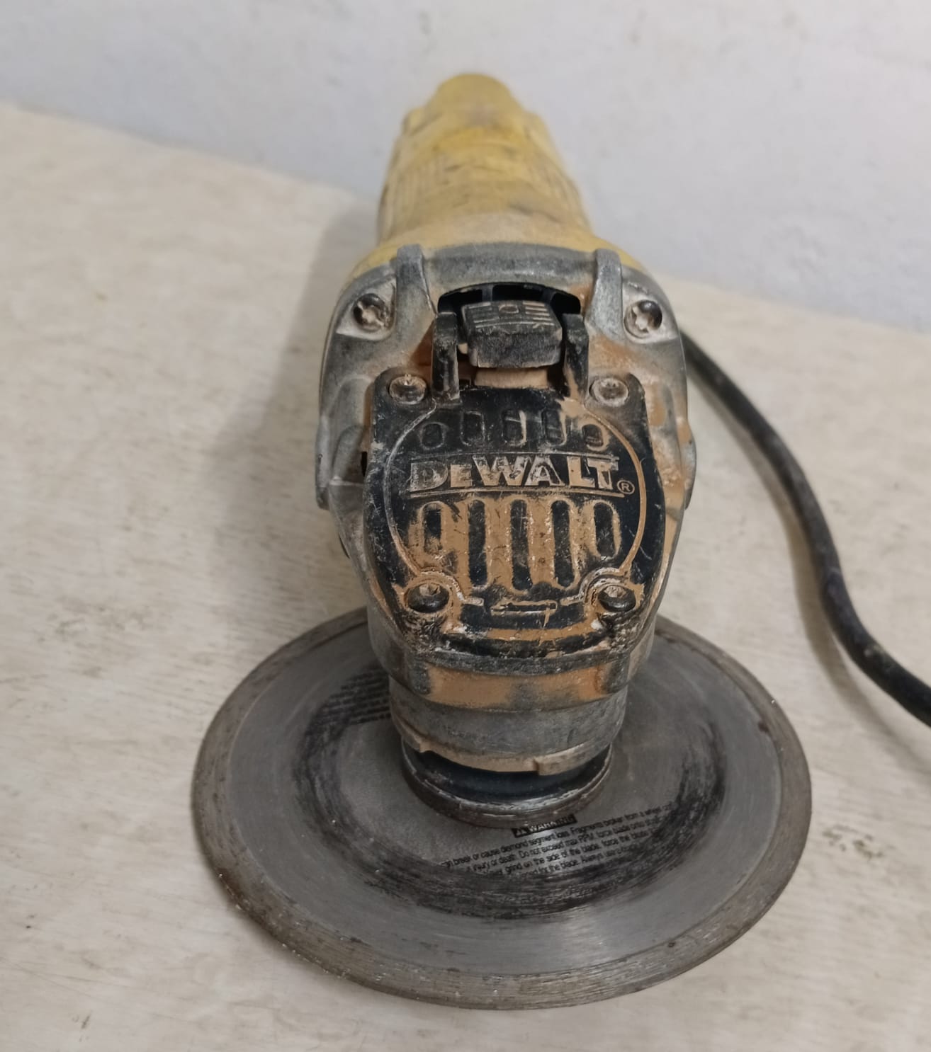 Mini esmeril Dewalt dwe4020-b3, usado