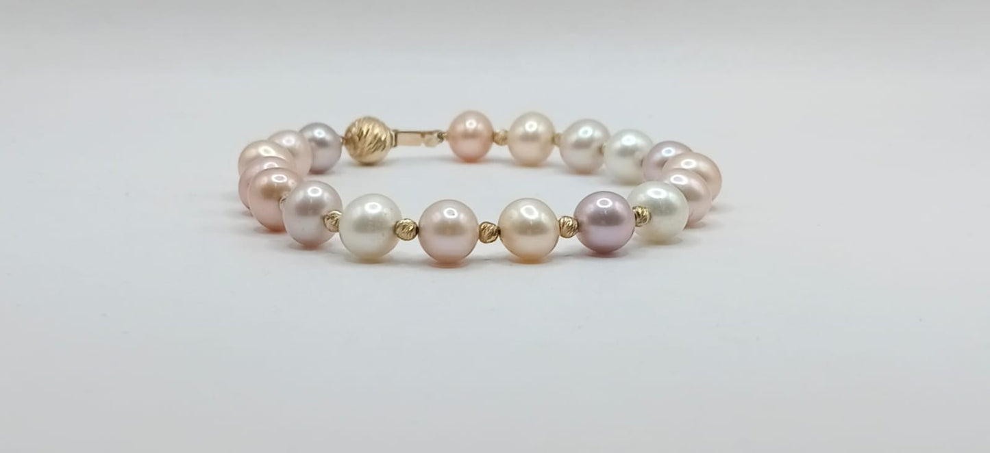 Pulsera de cuentas ORO 8k peso 1gr, usado