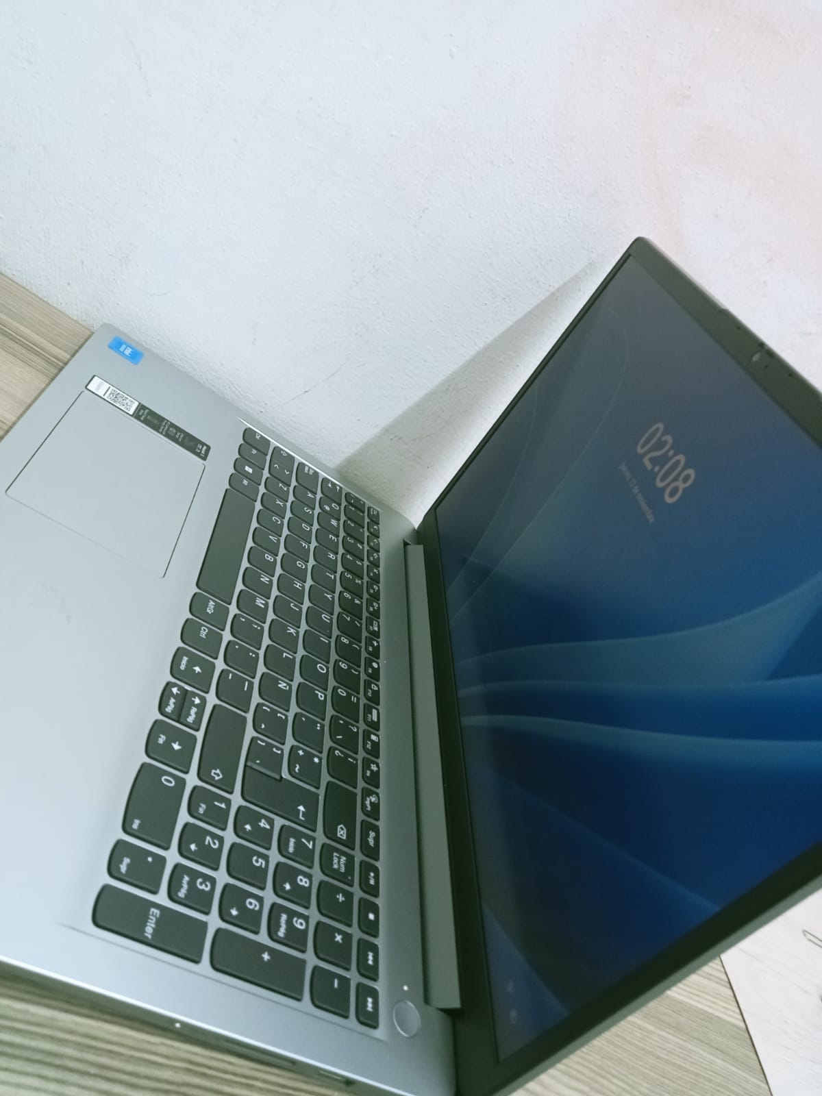 Laptop Lenovo IdeaPad con 8 GB RAM + 256 GB SSD usada