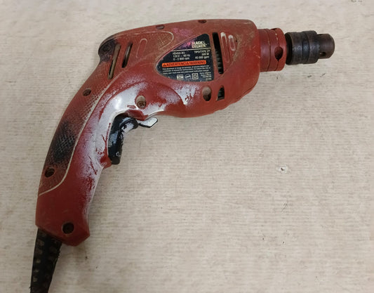 Taladro BLACK & DECKER hd-450, usado