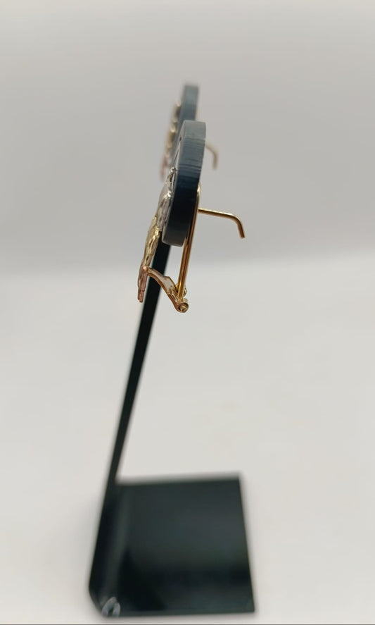 Aretes elefante ORO 10k peso 2.8gr, usado