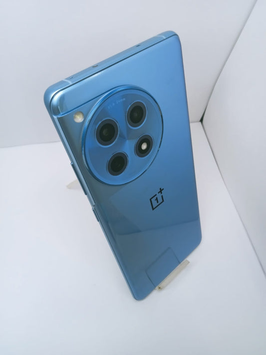 OnePlus Ace 3 (512 GB + 12 GB RAM)