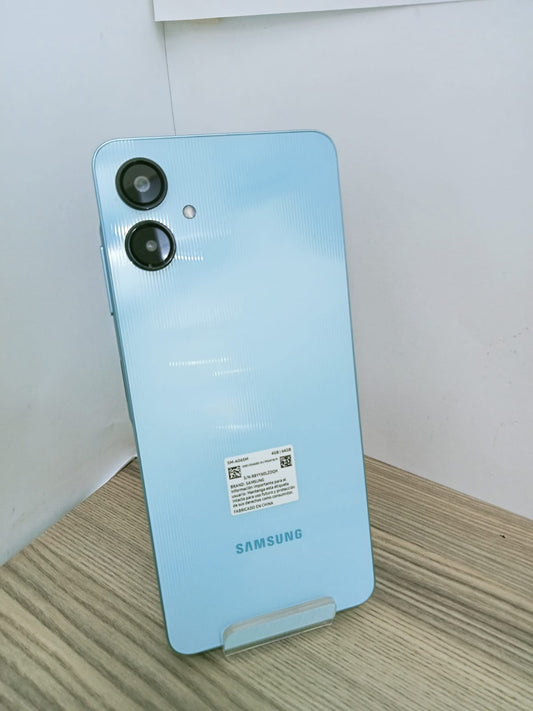 Samsung galaxy A06-usado