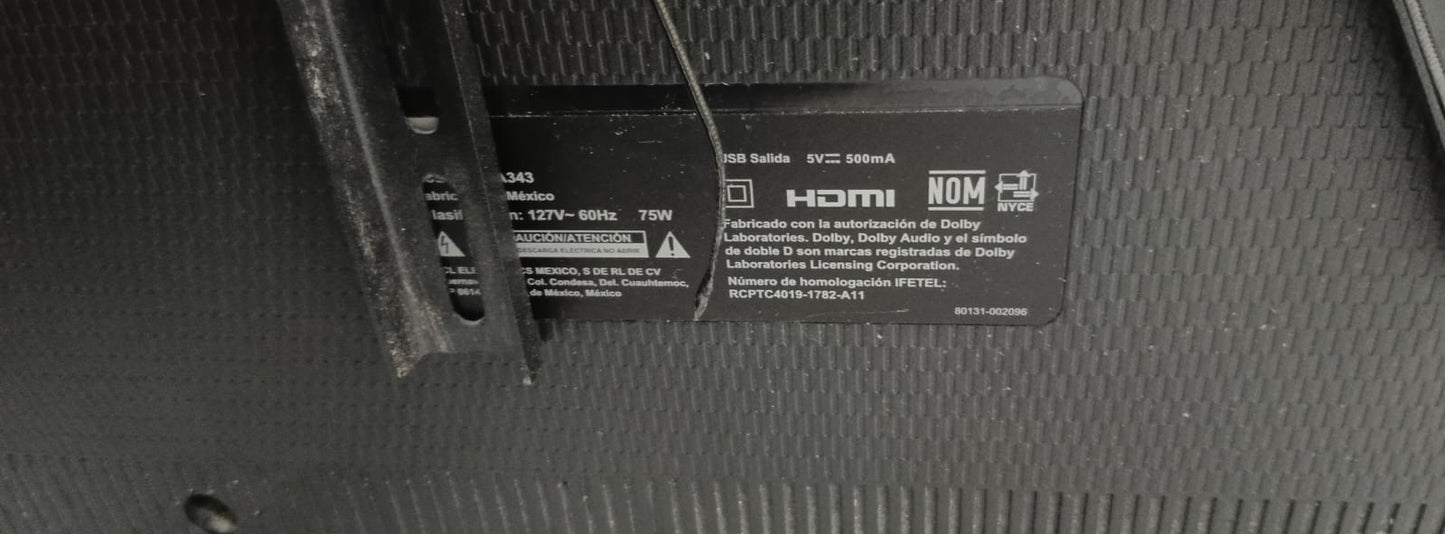 Pantalla smart tv TCL 40 pulgadas, usado