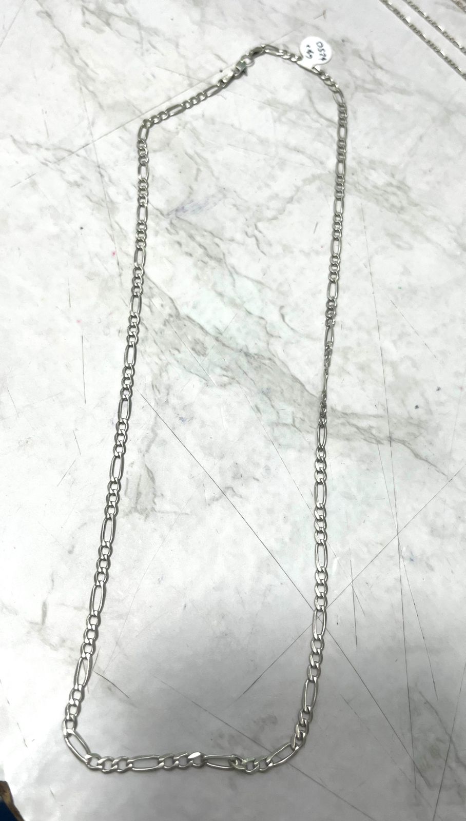 Cadena tejido 3 x 1 mide 26 cm 6 grs baño de plata