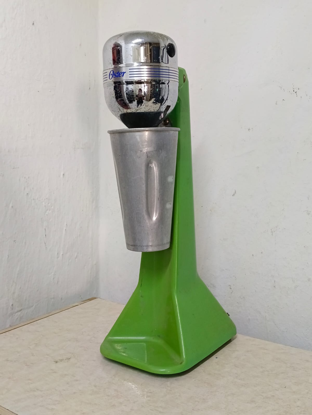 Chocomilera Oster con vaso 2005230113, usado