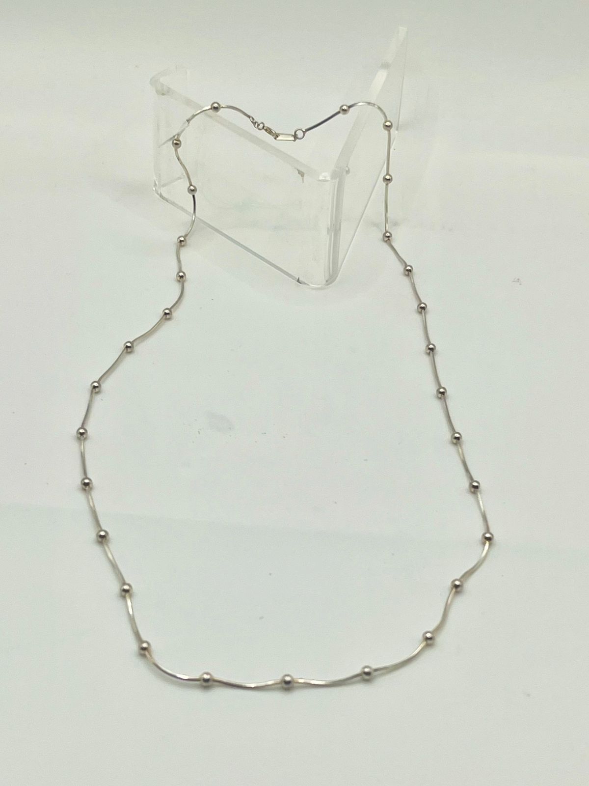 Cadena de tejido bolitas de plata .925 PESA 5.8 gr 27 cm