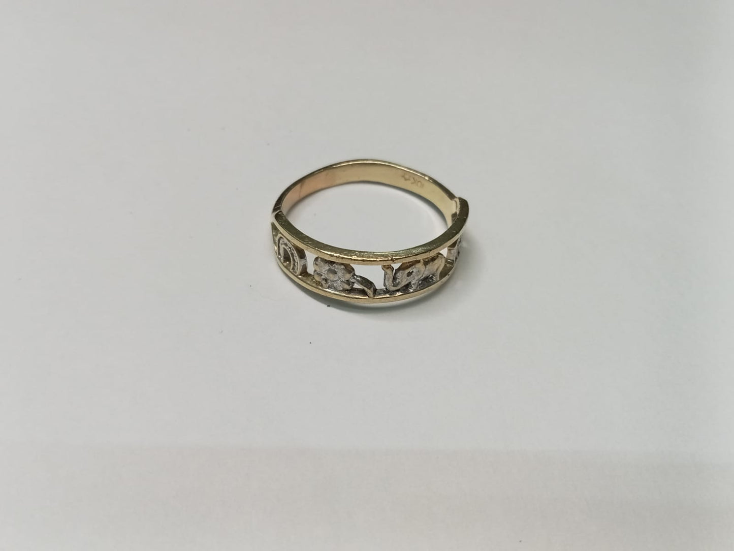 Anillo de Oro 10K – Diseño de la Suerte | Medida 7.5