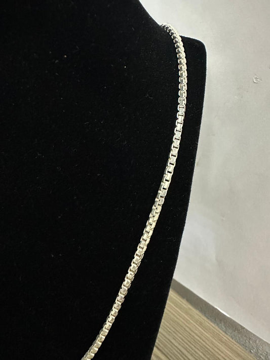 Cadena de plata diseño tejida tipo cubo .925 25cm de largo 16.6g