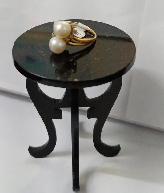 Anillo con perlas de ORO 10k peso 3gr, usado