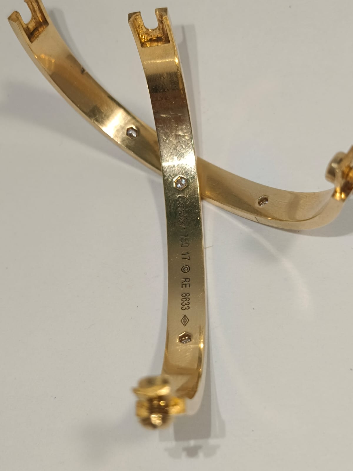 Pulsera Tipo Cartier en Oro de 18k con Piedritas – 31g 💛✨