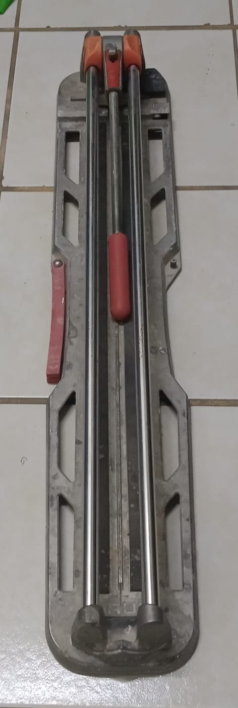 Cortadora de piso RUBI 40cm, usado