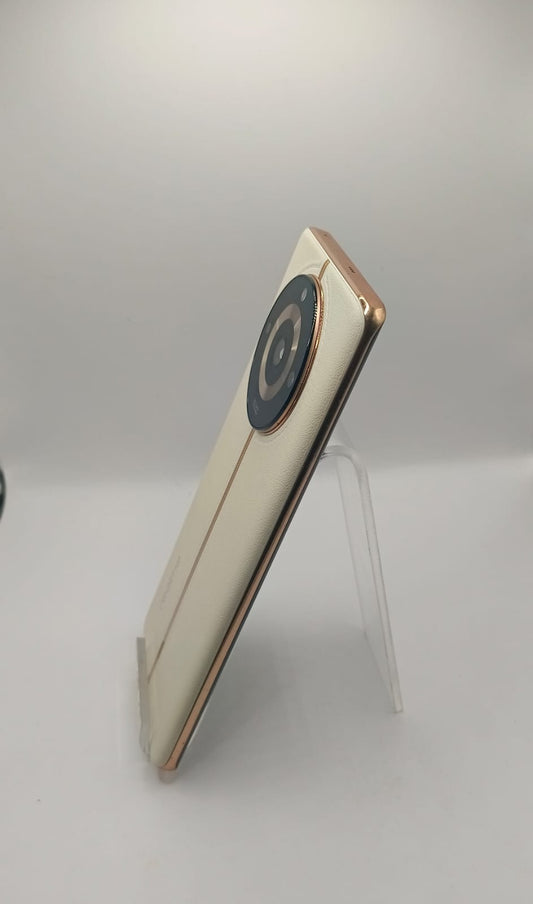 REALME 11 pro plus 5g 256gb 8ram liberado, usado