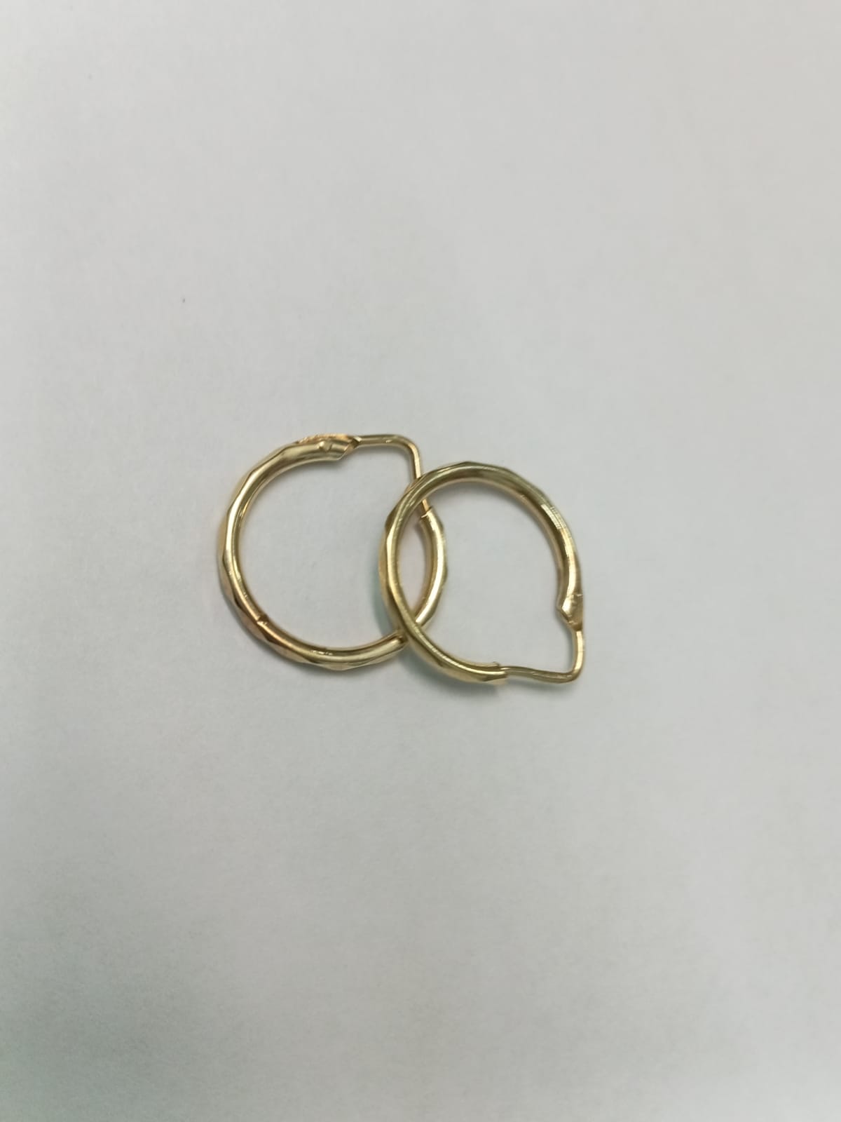 Par de Arracadas Diamantadas en Oro 10K