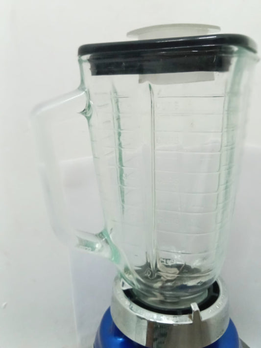 🥤 Licuadora Oster – Usada