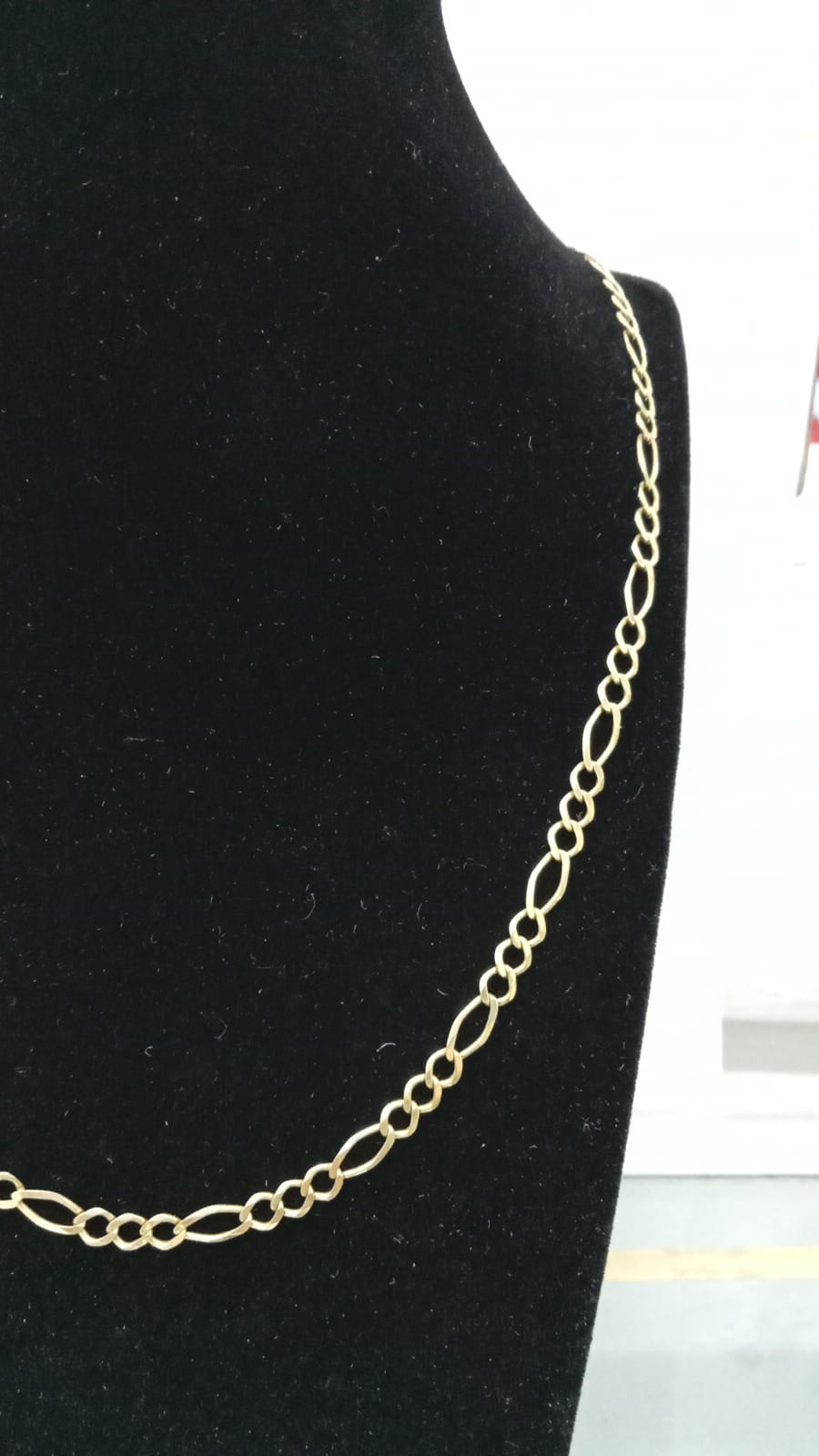 Cadena de oro 10k diseño 3*1 mide 30cm 7.3 gr