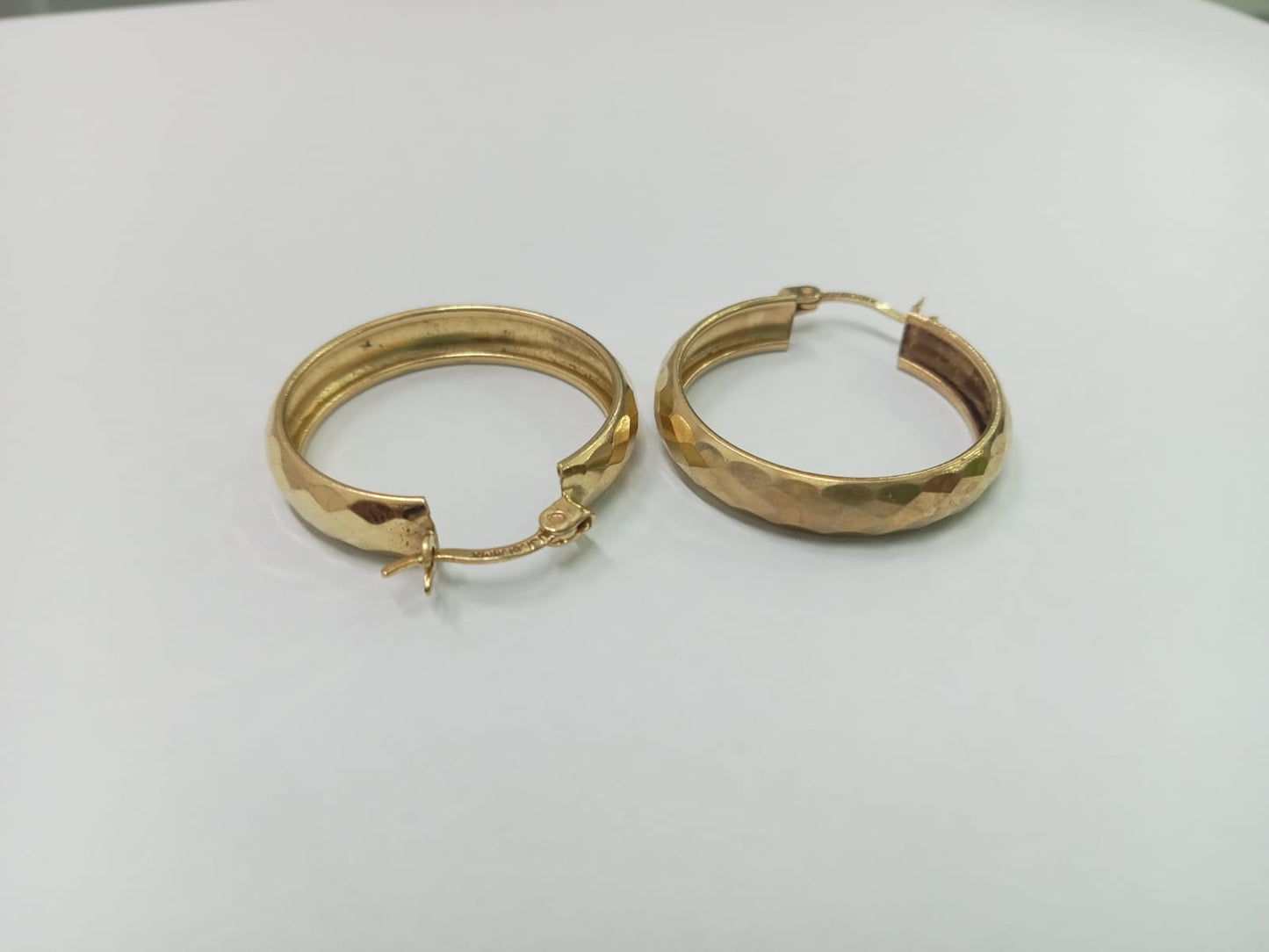 Arracadas Diamantadas en Oro 10k – 2.7g