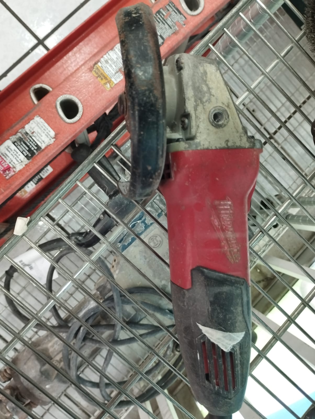 🔧 Esmeriladora Milwaukee 🔥-usado