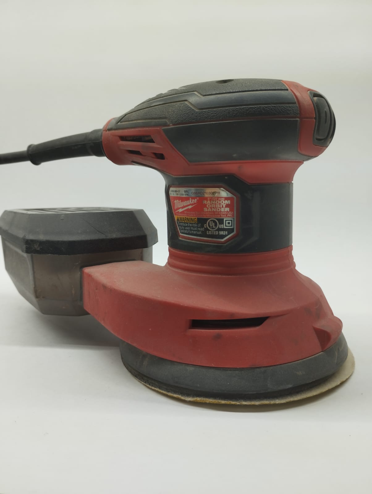 🔧 Milwaukee 6034-21 | Lijadora Orbital-usado