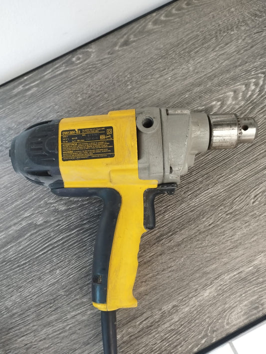 🔩 Taladro-Mezclador Tipo Espada DEWALT DW130V-B3