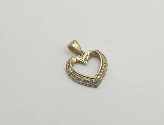 Dije de corazon ORO 10K peso 1.3gr, usado