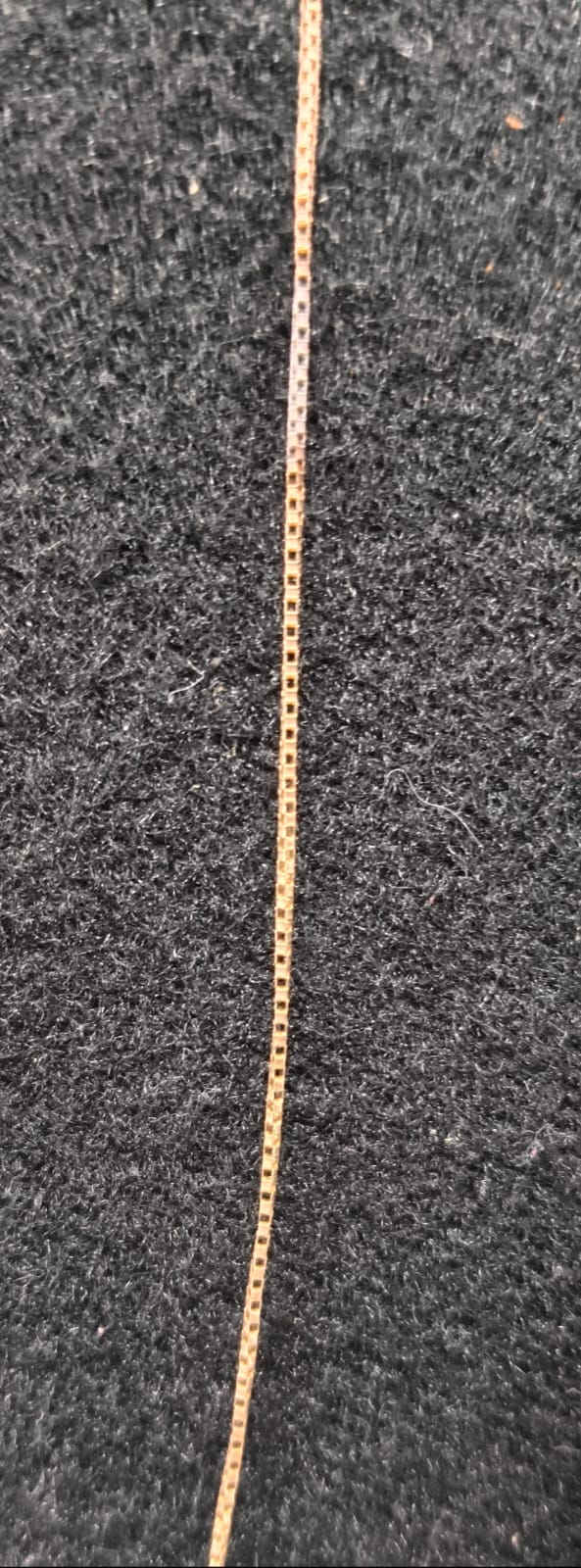 Cadena eslabon cubo ORO 10K peso 1.5gr, usado