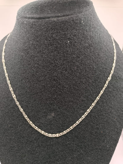 Collar tipo gussi PLATA 925 peso 3.5gr 45cm, usado