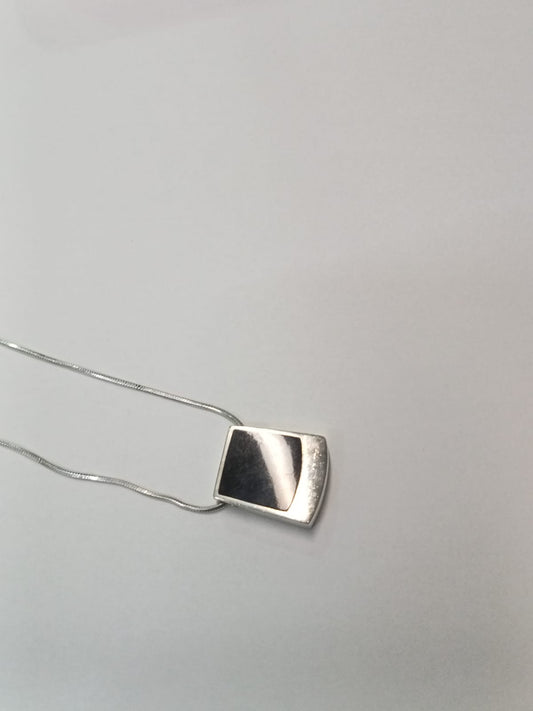 dije de plata - diseño cuadro con sintetico negro