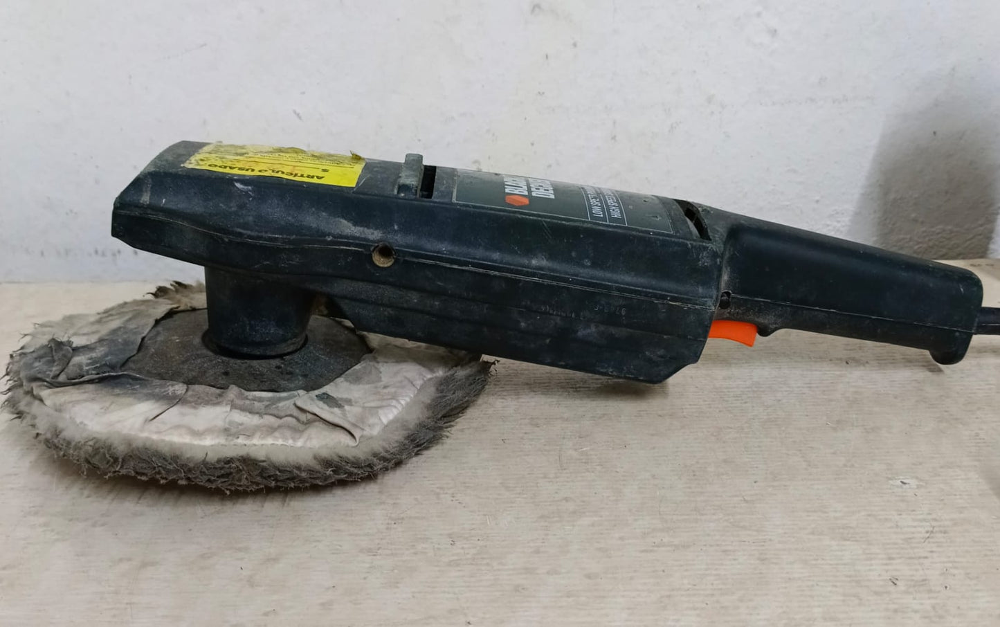 Pulidora de revoluciones BLACK & DECKER 9531, usado