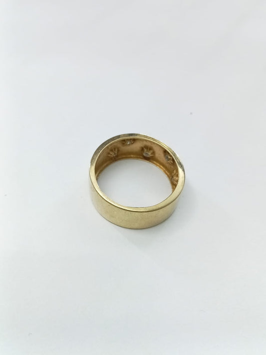 Anillo de Oro 14k con Chispas Incrustadas – Talla 6