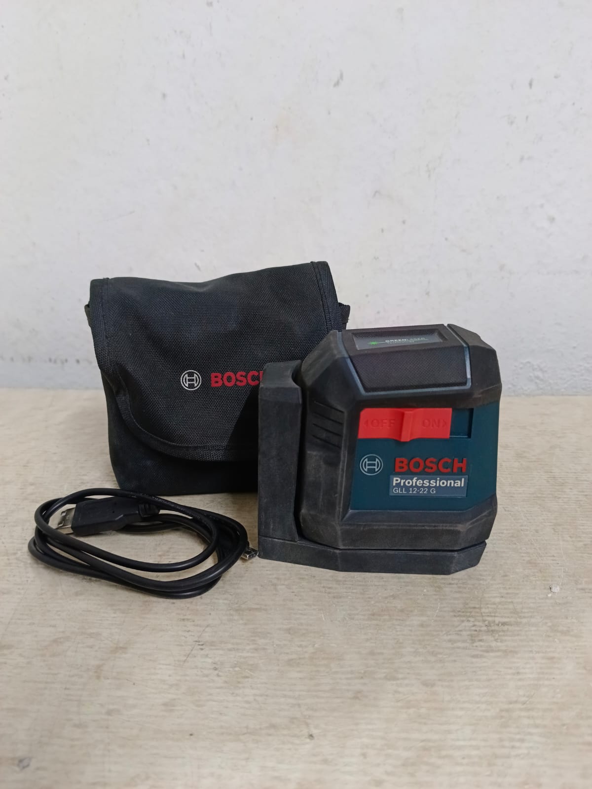 Nivel Laser verde BOSCH gll-12-22, usado