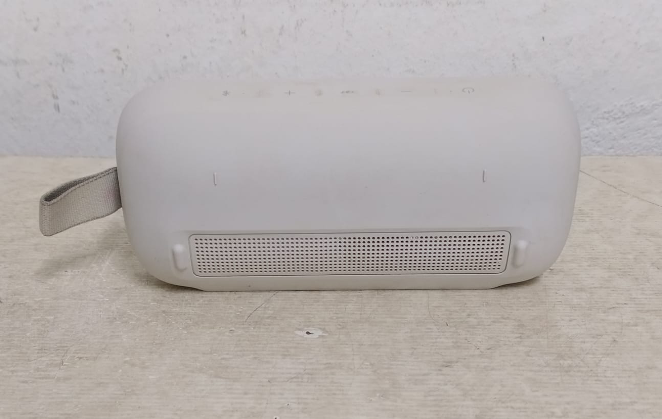 Bocina BOSE soundlink flex, usado