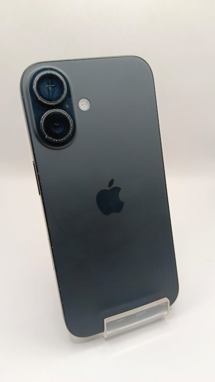 IPHONE 16 128 GB LIBERADO 95% BATERIA