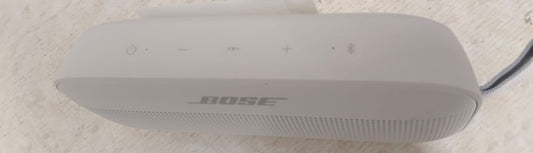 Bocina Recargable BOSE Soundilik flex, usado