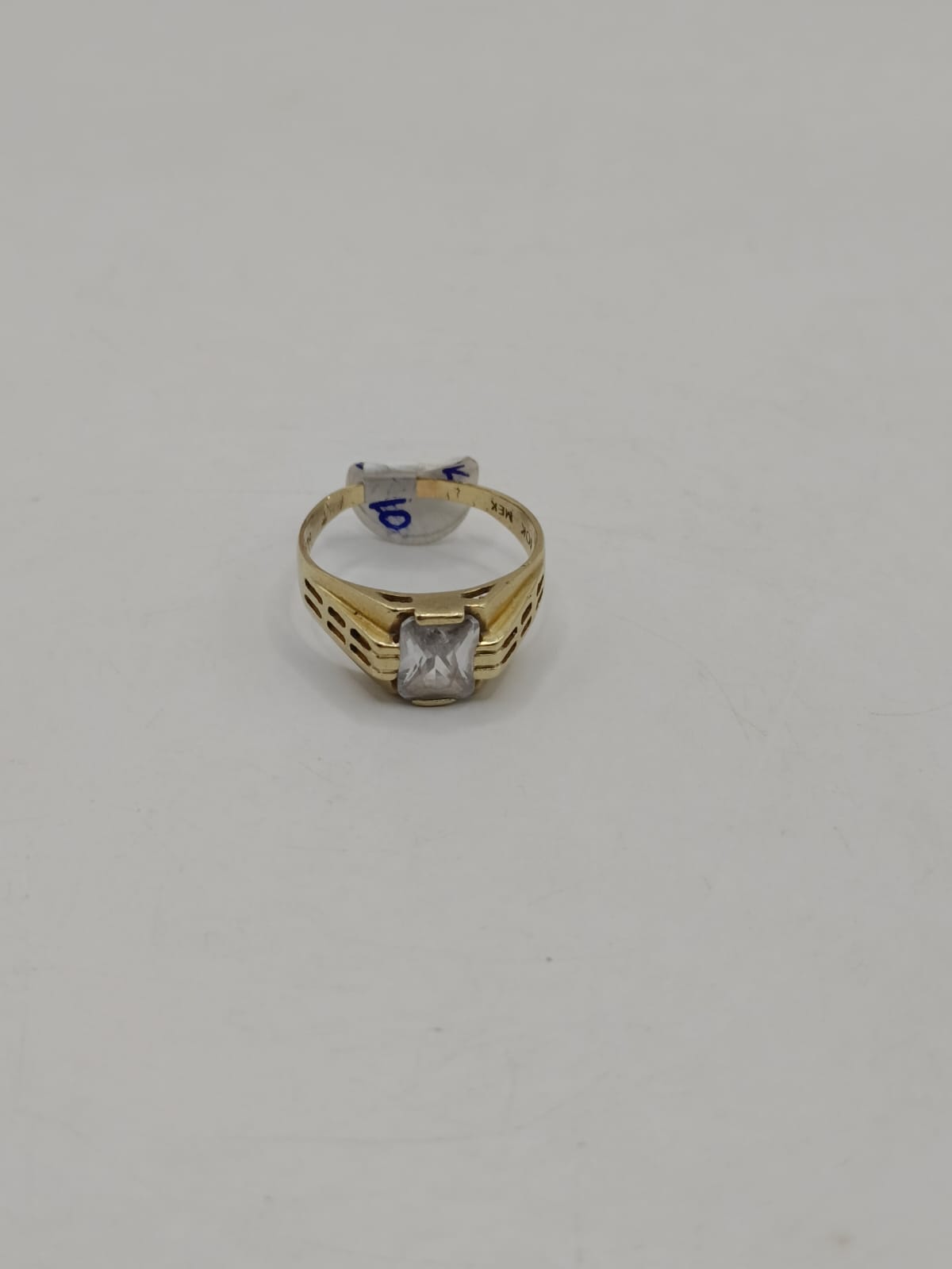 Anillo piedra grande ORO 10k peso 3.1gr #8, usado