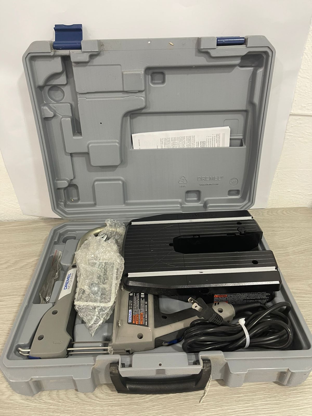 Dremel MS20-01 Sierra Caladora Moto-Saw compacta y portátil