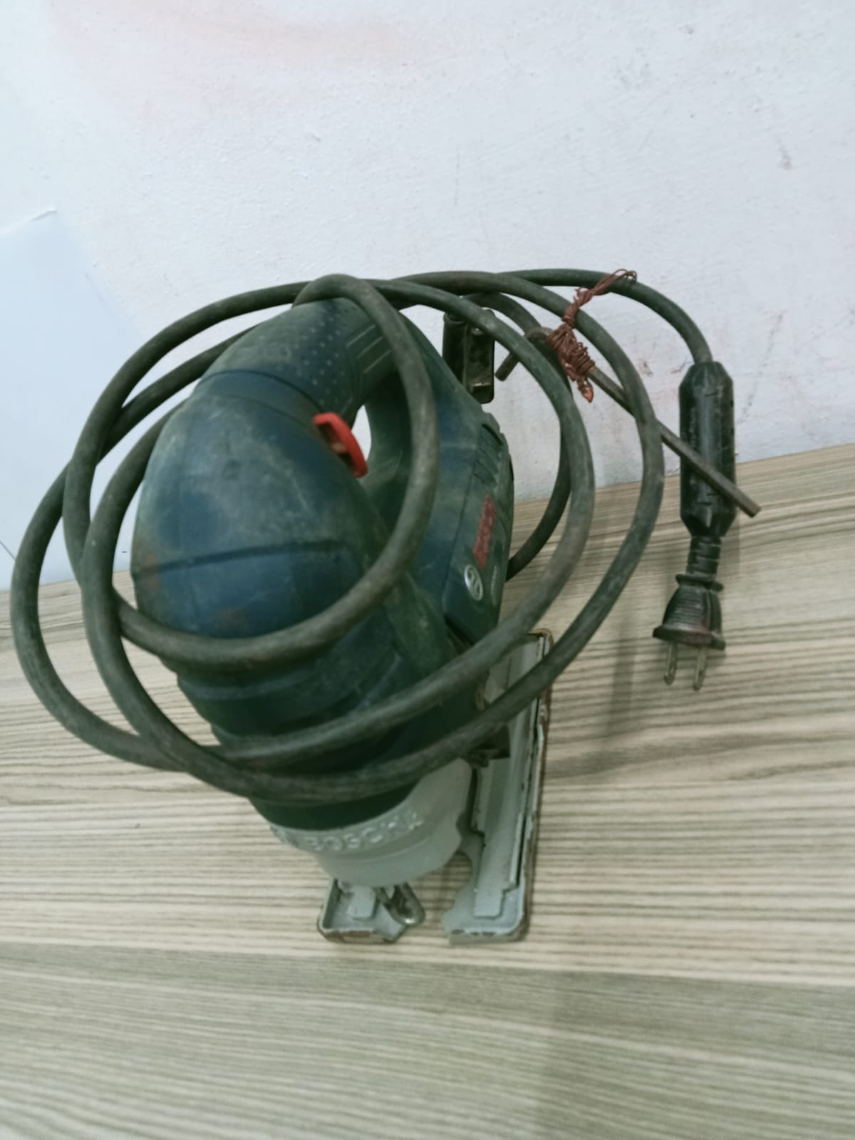 🔧 Sierra Caladora Bosch JS260 usado