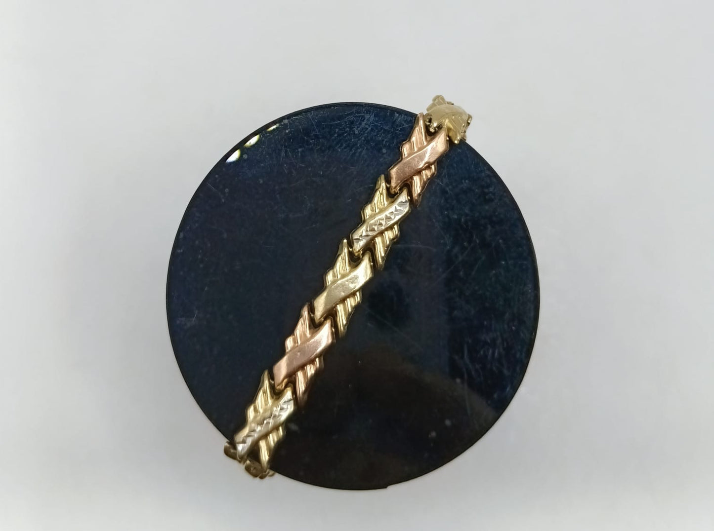 Pulsera paloma ORO 14k peso 5.8gr, usado