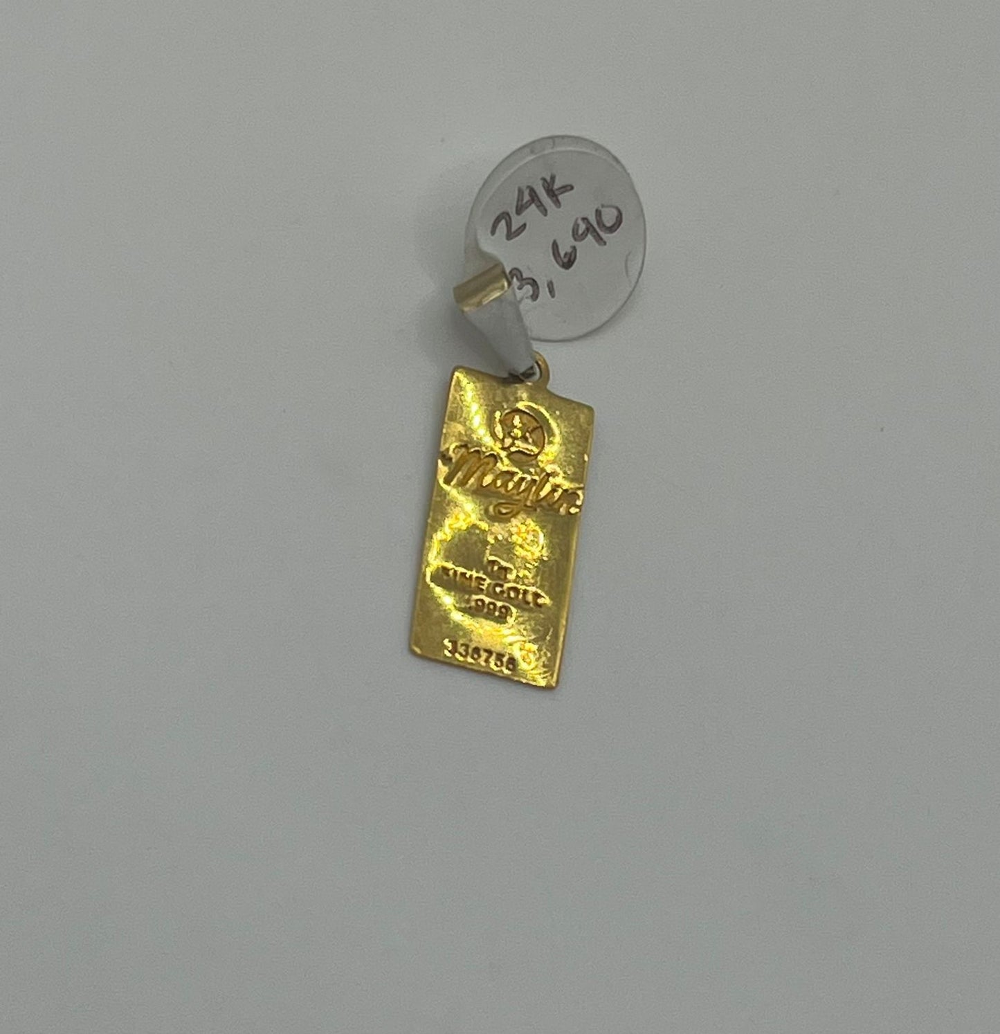 Dije de oro 18k pesa 1 gr 1.5 cm