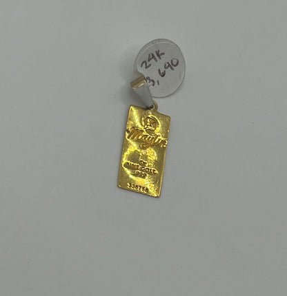 Dije de oro 18k pesa 1 gr 1.5 cm