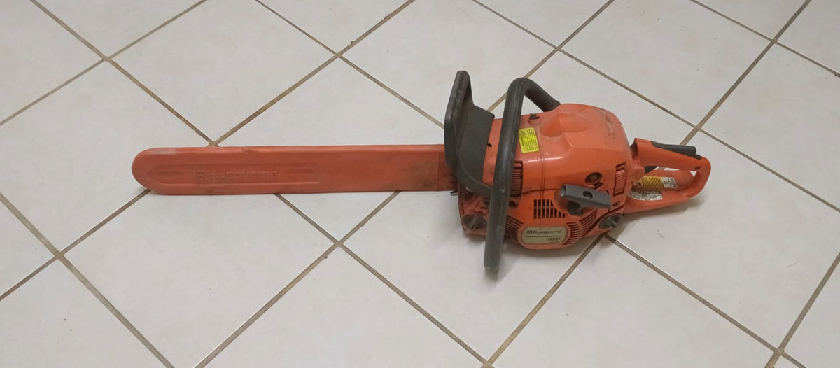 Motosierra HUDQVARNA 450, usado