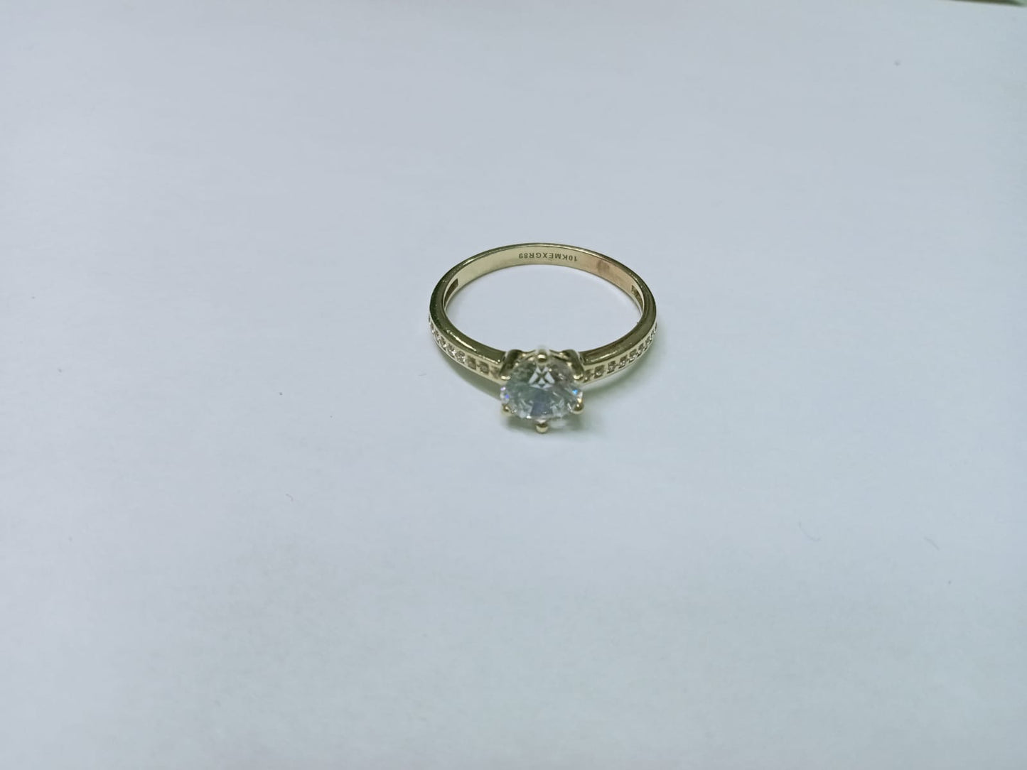 Anillo Solitario de Oro 10k – Talla 6.5