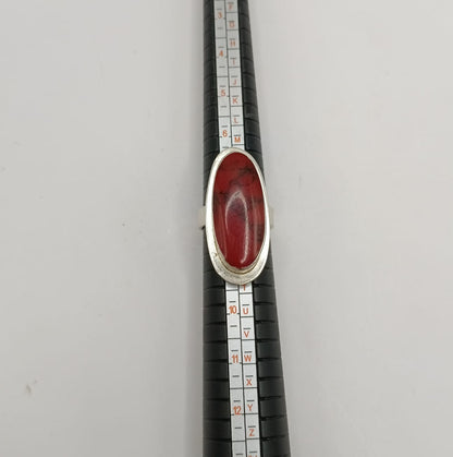 Anillo con sintetico rojo PLATA 925 peso 12.6gr, usado