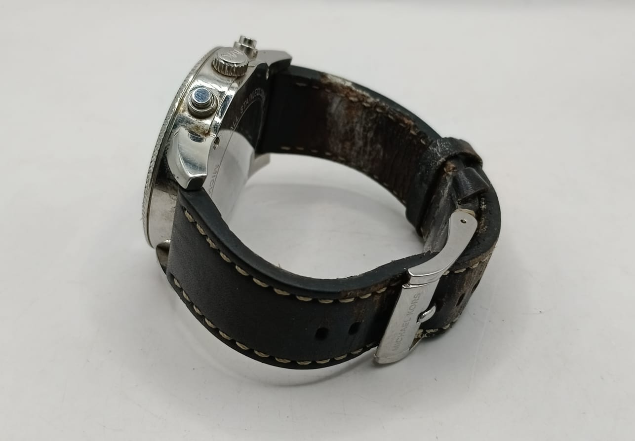 Reloj tipo pulsera MICHAEL KORS, usado
