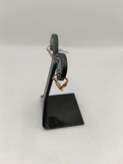 Arete infantil ORO 8k peso 1.8gr, usado