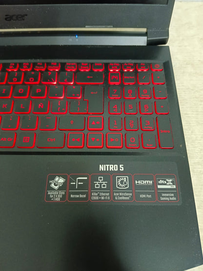 Laptop ACER gamer nitro 5 475gb ssd 8ram core i5, usado