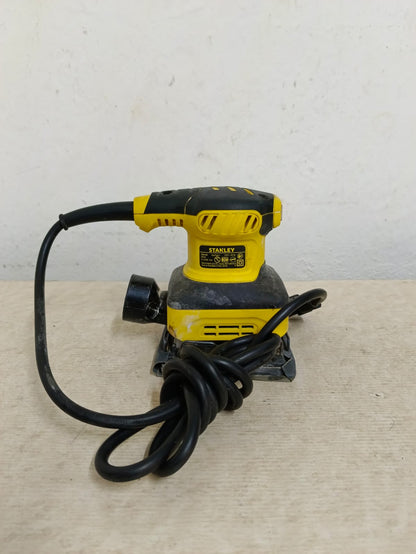 Lijadora de acabado STANLEY ss24-b3, usado