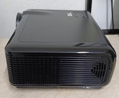 Proyector EVL led-66 en caja con accesorios, usado