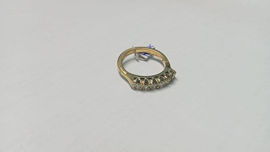💍 Anillo en Oro Blanco 14K con Tira de 6 Piedras Sintéticas – Talla 6.5 ✨