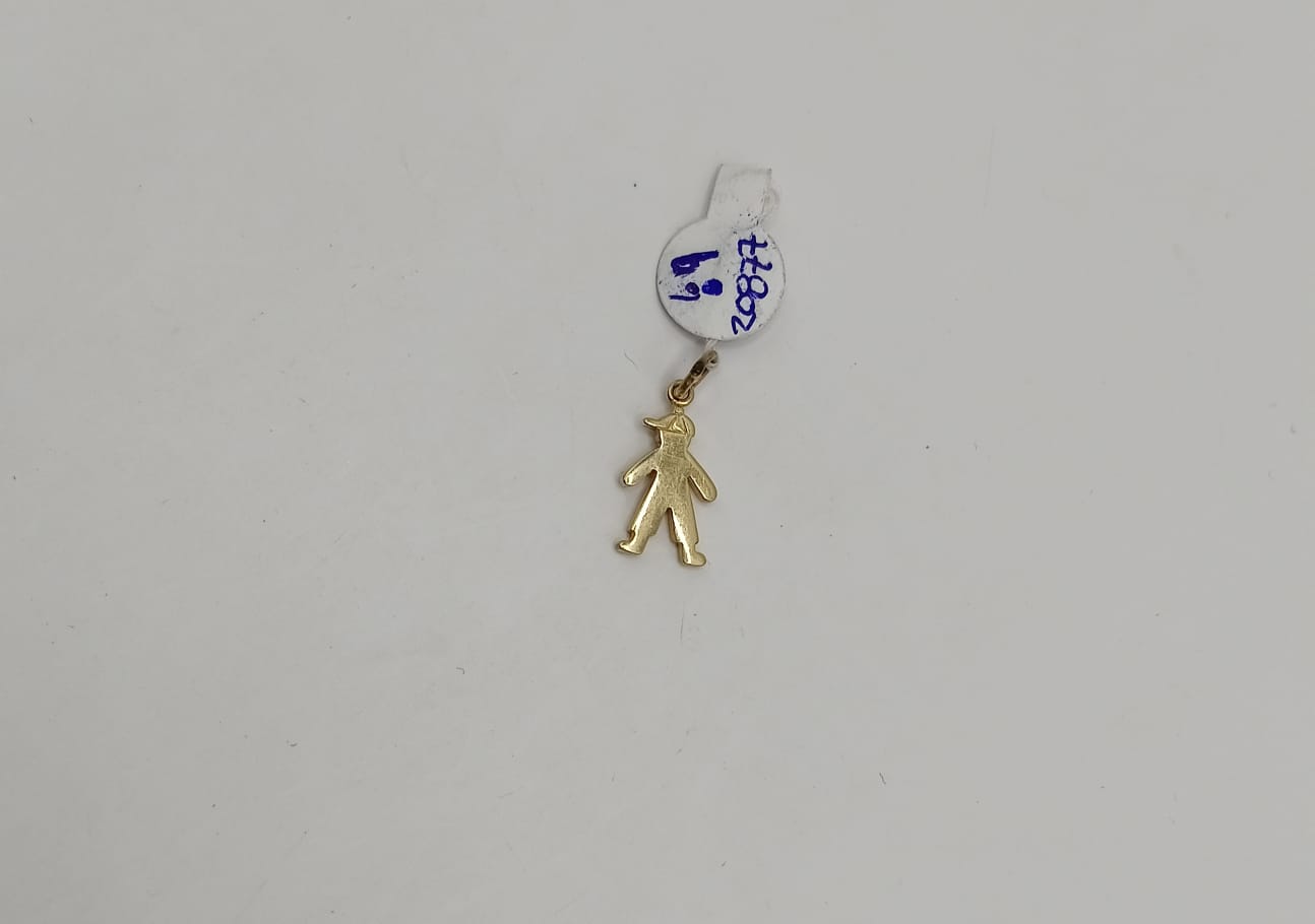 Dije de niño ORO 14K peso .9gr, usado